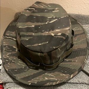 Camouflage Wide-Brimmed Hat Outdoor Activities Sun Rain Protection